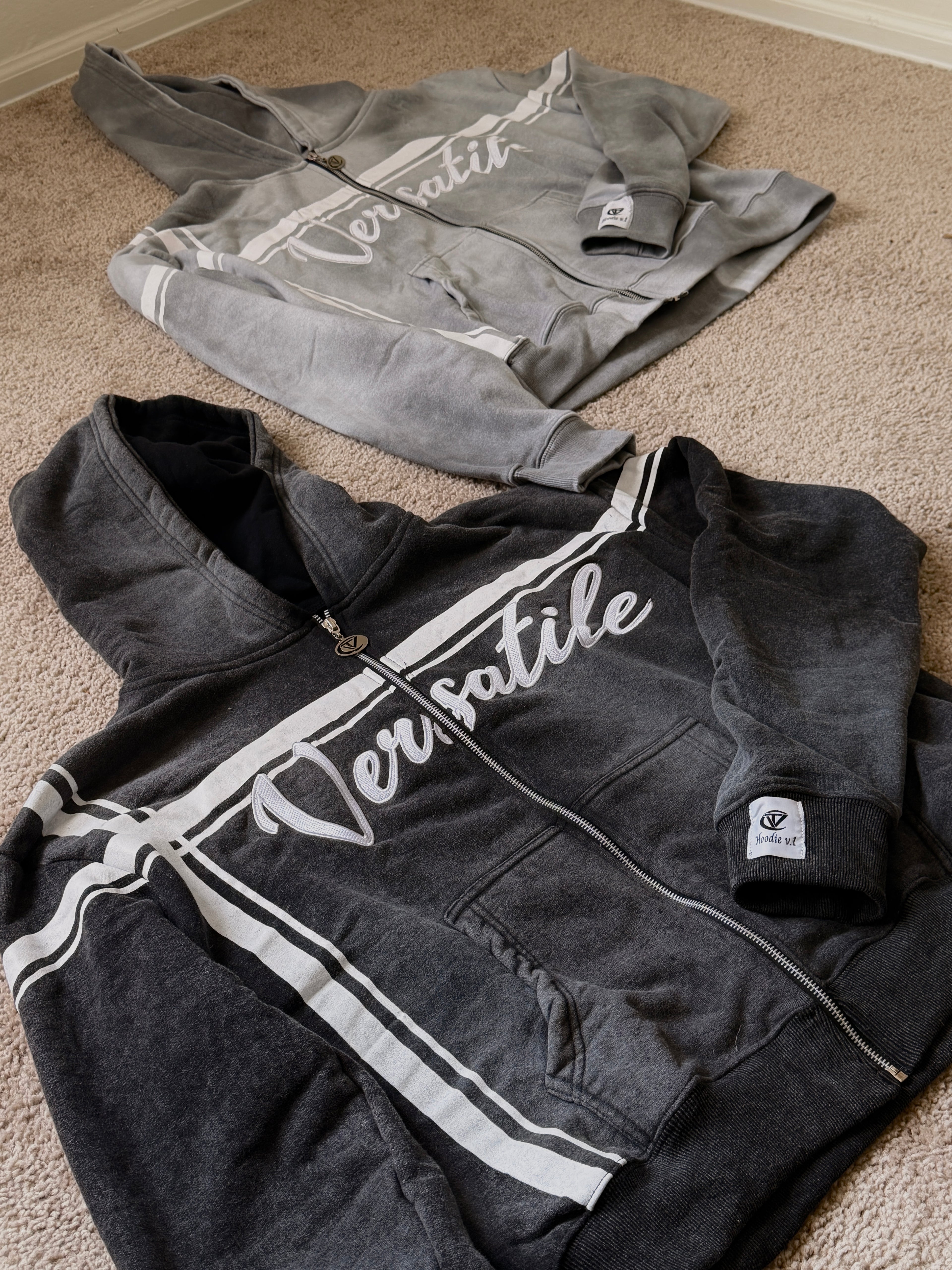 Versatile v.1 Box Hoodie (zip up addition)